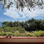 La Baia, Sul Lago, Tranquilla