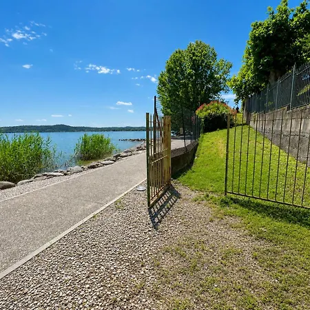 La Baia, Sul Lago, Tranquilla